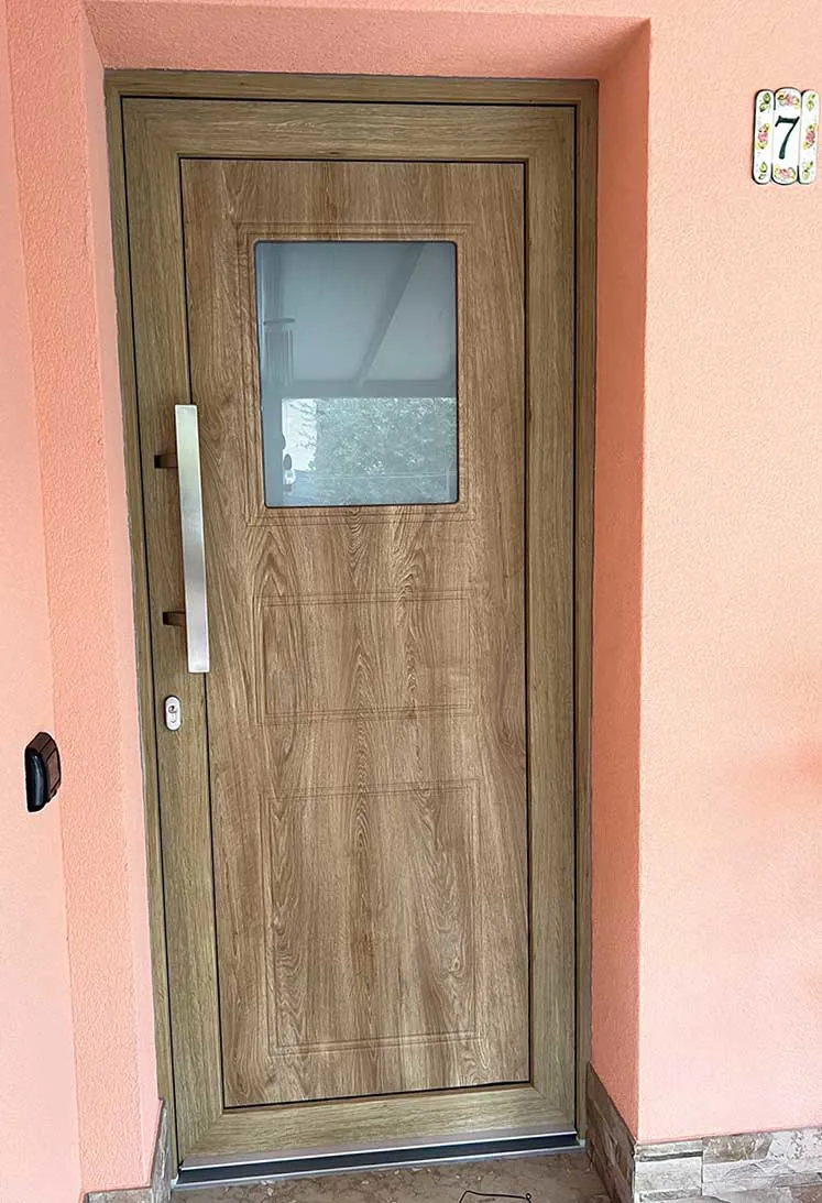 Installazione porta blindata
