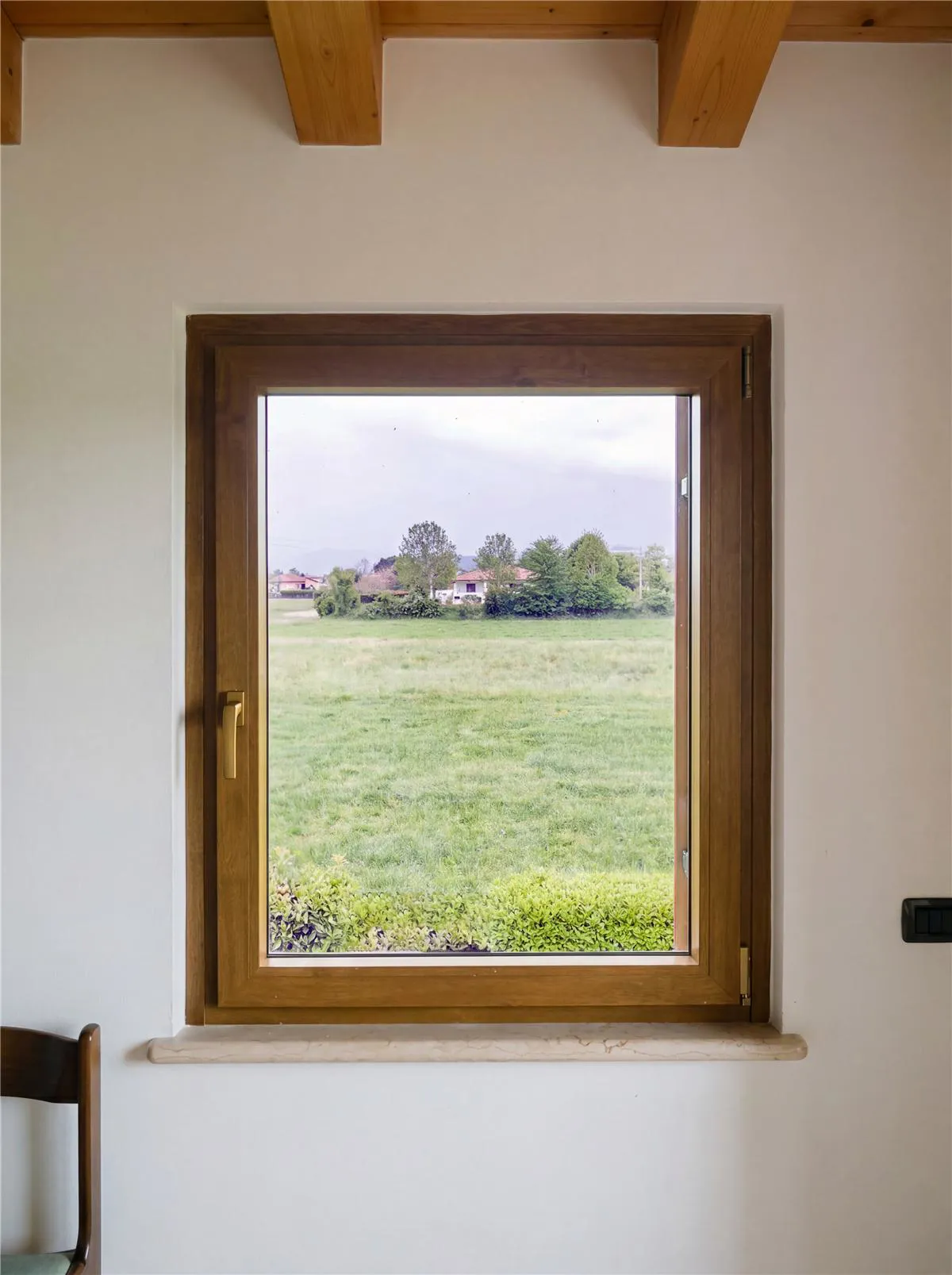 Finestra in PVC effetto legno