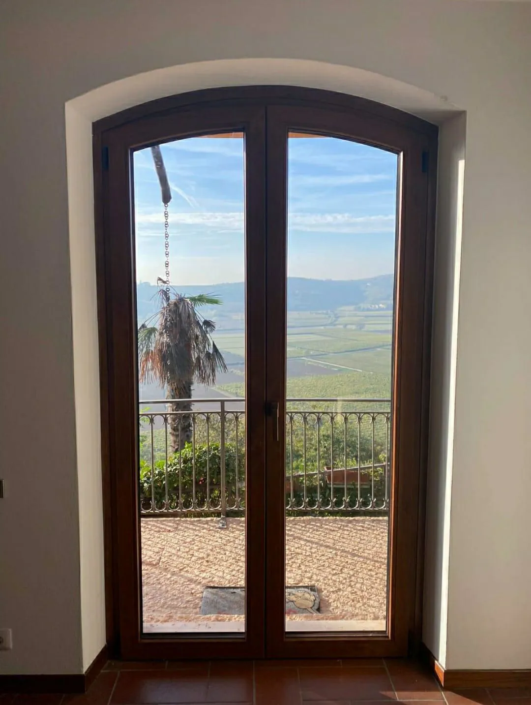 Portafinestra ad arco in PVC